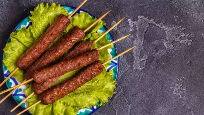 Antep’ten Sofranıza: Simit Kebabının Efsane Tarifi İlk Kez Bu Kadar Detaylı!