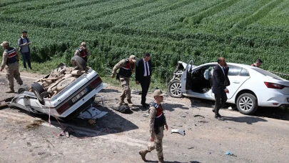 Kafa Kafaya Çarpıştılar! Şanlıurfa’da Can Pazarı: 3 Ölü, 2 Yaralı