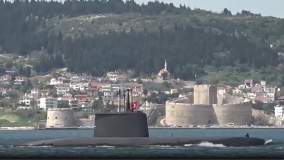 81 Denizci 1953 Yılında Şehit Olmuştu: Dumlupınar Denizaltısı Şehitleri Çanakkale'de Anıldı