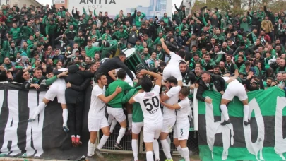 Kocaelispor 16 yıl sonra Süper Lig’de: Tarihi dönüş resmileşti