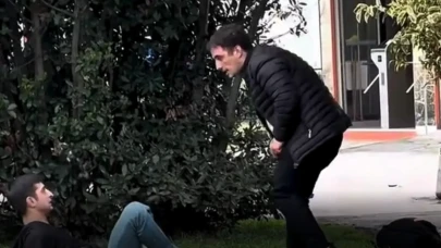 Maltepe'de Yumruklu Kavga Vatandaşın Kamerasına Yansıdı