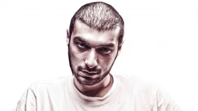 Sansar Salvo Biyografisi? Gerçek Adı, Kaç Yaşında, Babası ve Annesi Kim, Nereli, Sevgilisi ve Hayatı