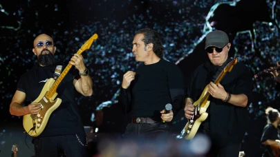 Kıraç’tan Adana’ya Müzik Ziyafeti! Kültür Yolu Festivali Efsane Finalle Kapandı