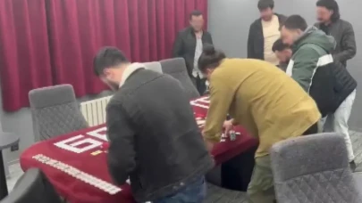 Kumar Masasında Suçüstü! 3 Katlı Villada Film Gibi Operasyon