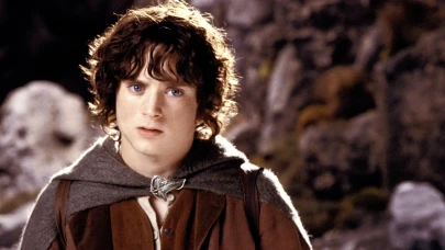 Yüzüklerin Efendisi'nin Frodo'su  Elijah Wood’dan Şok İtiraf: Yüzüklerin Efendisi Filminden Büyük Paralar Kazanmadık!