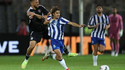 PSG’den Rekor Hamle: 17 Yaşındaki Genç Yıldız İçin 100 Milyon Euro Masada!