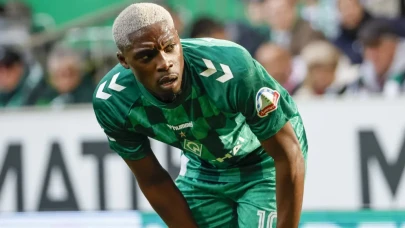 Alman Kulübünden Kritik Transfer Kararı: Werder Bremen Derrick Köhn'ün Satın Alma Opsiyonunu Kullanmak İstemiyor!