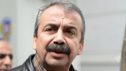 Sırrı Süreyya Önder Hangi Hastaneye Kaldırıldı? Şu An Hangi Hastanede Tedavi Görüyor?