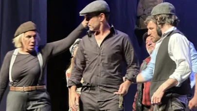 “Şoför Nebahat” Geri Dönüyor! Aybars Kuday’dan Unutulmaz Performans