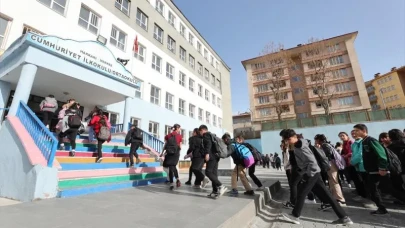 İstanbul’daki tüm okullarda ilk ders: Afet eğitimi