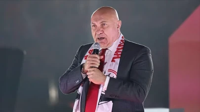 Samsunspor Başkanı Yüksel Yıldırım'dan Gece Yarısında Açıklama: Pis Elleriniz Çekin Artık!