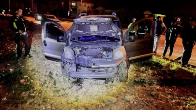 Sokak Köpeğine Çarpınca Can Pazarı Yaşandı! Genç Sürücü Ölümden Döndü