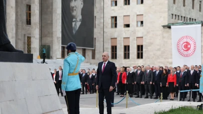 Bakanlardan 23 Nisan’da yürek ısıtan paylaşımlar
