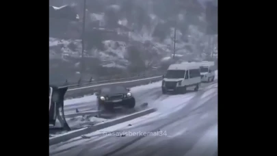 Kayseri-Malatya Karayolu'nda Buzlanma Kazaya Neden Oldu