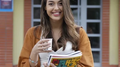 Dilan Çiçek Deniz’den Duygusal Paylaşım: "Anneanne Evi" Notuyla Gönülleri Isıttı