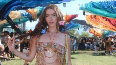 Coachella Rüzgarıyla Gelen 2025 Yaz Moda Trendleri: Bohem Şıklık, Mikro Şortlar ve Daha Fazlası!