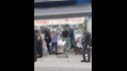 Züccaciye Dükkanı Çalışanı İle Müşteri Birbirine Girdi: O Anlar Kameraya Yansıdı