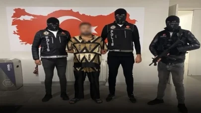 Ali Yerlikaya duyurdu: Uluslararası Suç baronu Türkiye'ye iade edildi