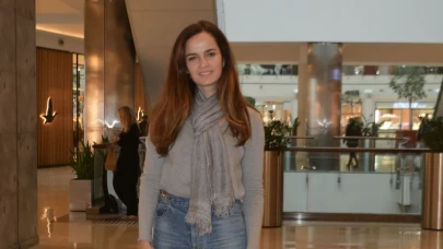 Ünlü Oyuncu Sezonu Açtı! Selin Demiratar Yeni Koleksiyon Peşinde