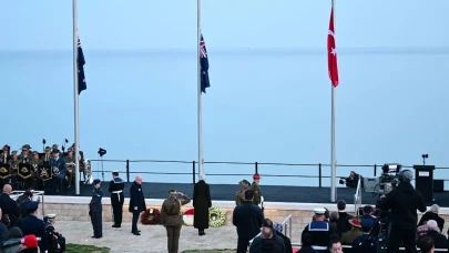 110 Yıl Sonra Aynı Topraklarda: Anzaklar Çanakkale’de Şafakla Buluştu!