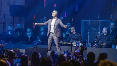 Özcan Deniz Kıbrıs'ı Ayağa Kaldırdı: "Eğlenmek Sağlığa Yatırımdır!"