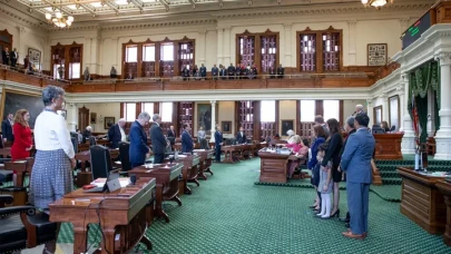 Teksas, 18 yaşın altındaki herkes için sosyal medyayı yasaklamaya hazırlanıyor