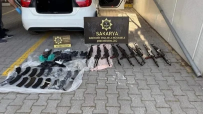Silah Sevkiyatı Şoku: Görevli Polis Cephanelikle Yakalandı