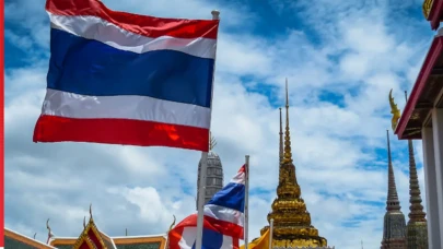 Tayland Turizmine Esrar Darbesi!