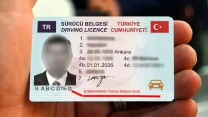 Sürücülere Büyük Kolaylık: Ehliyet Taşıma Dönemi Sona Eriyor