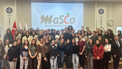 "Kutsi'nin Sözleri Tıp Öğrencilerini Gözyaşlarına Boğdu! 'Hayallerinizden Vazgeçmeyin'"