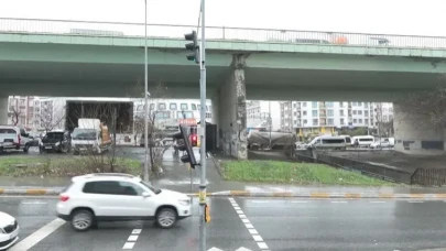 Balıkyolu Köprüsü Yıkılma Riskiyle Gündemde