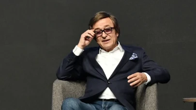 Erol Evgin’den Sahneye Anlamlı Müdahale: “Playback Asla!”