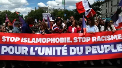 İslam’a Karşı Haksız Suçlamalar Fransa’da Toplumsal Gerilimi Artırıyor