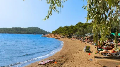 Ayvalık’ta Fırtına Alarmı: 27 Kişi Adada Mahsur Kaldı