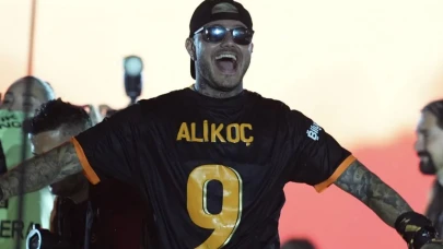 Icardi’den Olay Yaratan Hareket! Şampiyonluk Kutlamasında Yine Ali Koç Forması Giydi