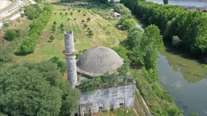 550 Yıllık Camide Tarihi Diriliş