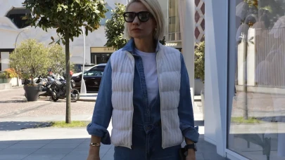 Hayranlarıyla Buluştu, Şıklığıyla Büyüledi! İşte Esra Erol’un AVM Stili