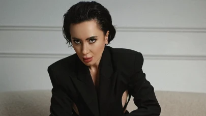 Tuğba Ünal Rüzgarı İstanbul’u Sardı! Billboardlar “Canımsın Sen” ile Parladı