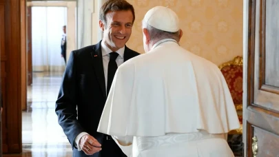 Macron'un Papa Seçimindeki Rolü: İtalya’da Spekülasyonlar Artıyor