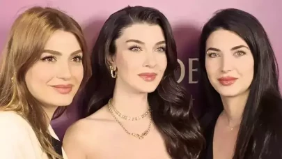 Aslıhan Güner Kız Kardeşleriyle Davete Katıldı: “Üçüz Gibiler!” Yorumu Sosyal Medyayı Salladı