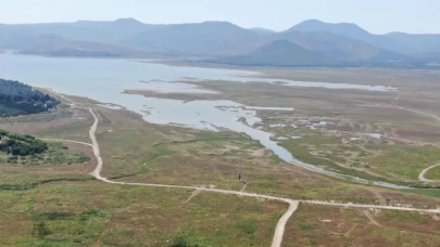 İzmir’de Su Krizi Derinleşiyor: Tahtalı Barajı Neredeyse Boşaldı