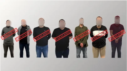 Kırmızı bültenle aranıyorlardı! Kaçış yok: 7 suçlu daha Türkiye'ye getirildi