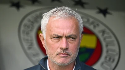 Fenerbahçe’de Veda Sinyali: Mourinho 5 Oyuncunun Gidişini Açıkladı