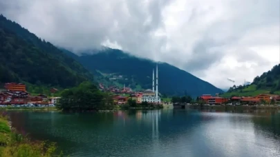 Uzungöl’de Sezon Başladı: Körfez Turisti Akın Ediyor!
