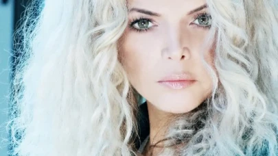 Fulden Uras’tan Yürek Burkan Baba Paylaşımı: “Nurlarda Uyu Babam”