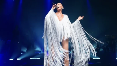 Sıla'dan Harbiye'de Unutulmaz Gece: Balkan Ezgileri Ayakta Alkışlandı!