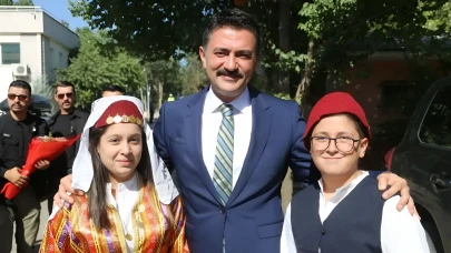 Bülent Tekbıyıkoğlu Kimdir, Aslen Nereli, Hangi Partiden, Kaç Yaşında? Tunceli Valiliği'nden Merkez'e Çekilen Vali Hakkında Merak Edilenler