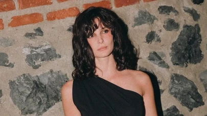 Büşra Develi Gizemi Bozdu, Aşkını Paylaştı