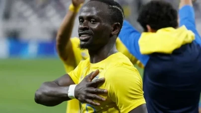 Fenerbahçe-Trabzonspor Transferde Karşı Karşıya : Hedef Mane!