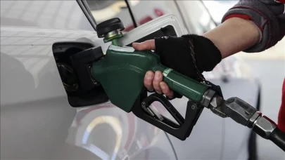 Benzine ve Motorine 2025'te Yeni Zam: Fiyatlar Ne Zaman Yükselecek?